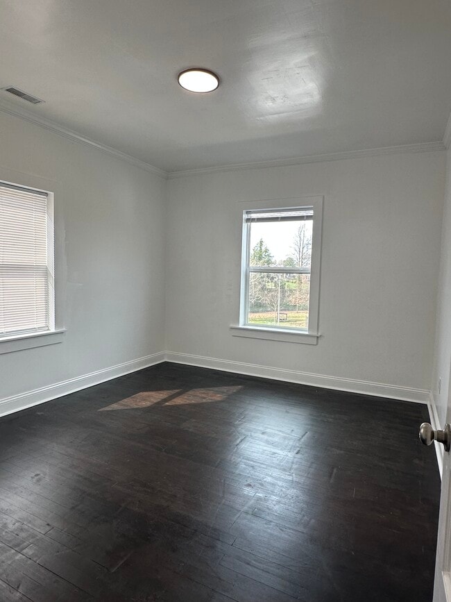 property at 1438 Ferndale Ave