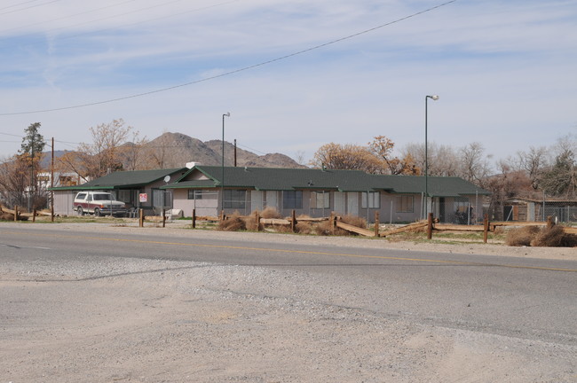 32050 Highway 18 in Lucerne Valley, CA - Building Photo - Building Photo