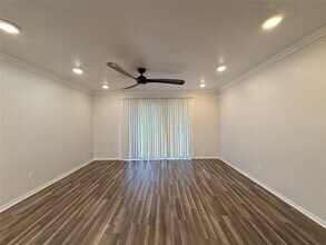 3045 Walnut Bend Ln in Houston, TX - Building Photo - Building Photo