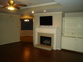 2515 Creekside Dr in Little Rock, AR - Building Photo - Building Photo