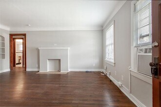 5918 La Vista Dr in Dallas, TX - Building Photo - Building Photo