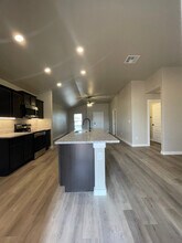 7111 Anticline Ct in Midland, TX - Foto de edificio - Building Photo