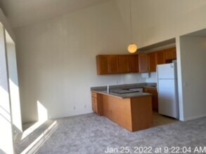 84-757 Kiana Pl in Waianae, HI - Building Photo - Building Photo
