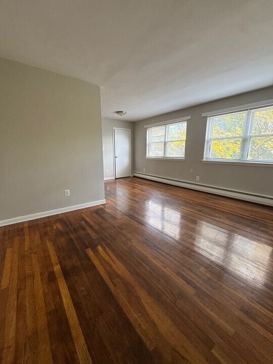 4811 Minnesota Ave NE in Washington, DC - Building Photo