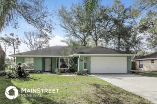 1390 E Euclid Ave in DeLand, FL - Building Photo