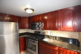 382 Halsey St in Brooklyn, NY - Building Photo - Building Photo