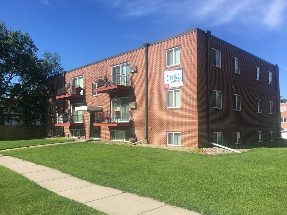 Elm Tree Apartments in Mayville, ND - Foto de edificio