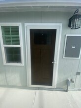 8141 Garden Grove Ave in Los Angeles, CA - Building Photo - Building Photo