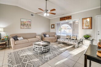 9819 N 67th Dr in Peoria, AZ - Building Photo - Building Photo