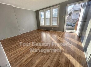 304 S Locust St in Hagerstown, MD - Building Photo - Building Photo