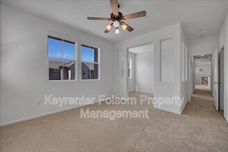 2901 Esplanade Cir in Folsom, CA - Building Photo - Building Photo