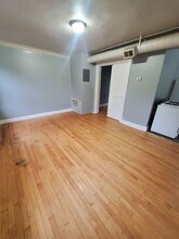 3311 W Juneau Ave. (5 Unit) in Milwaukee, WI - Building Photo - Building Photo