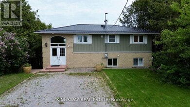 18 Mitchellview Rd in Kawartha Lakes, ON - Building Photo - Building Photo
