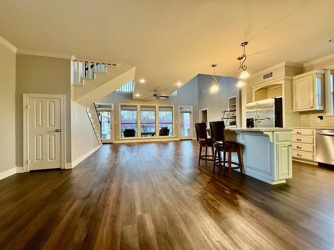 3815 Holly Ridge Dr in Longview, TX - Foto de edificio - Building Photo