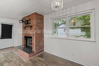 1736 Nemnich Rd in St. Louis, MO - Building Photo - Building Photo