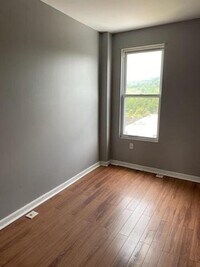 1020 N Rosedale St photo'