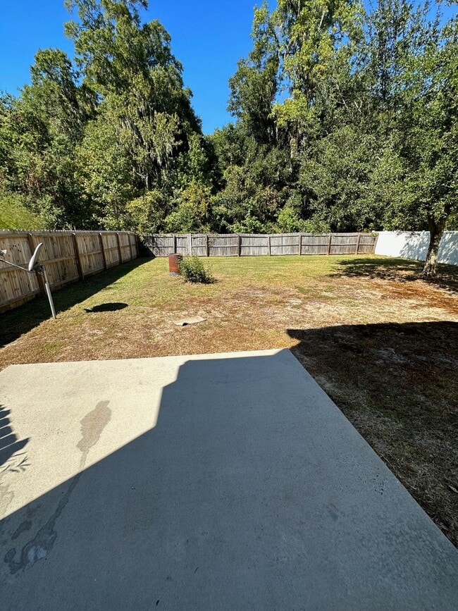 property at 160 Mills Run Dr