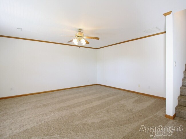 9 Canterbury Ct in Jasper, IN - Building Photo - Building Photo