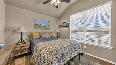 2565 Silver Fox Trl in Hudson Oaks, TX - Building Photo - Building Photo