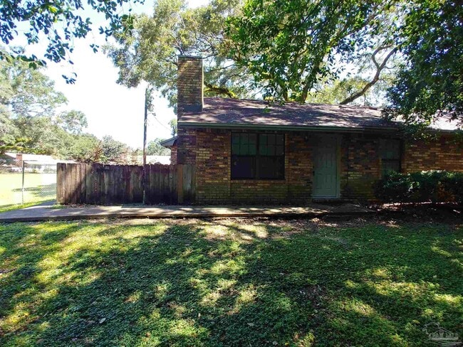 property at 1440 N 61st Ave