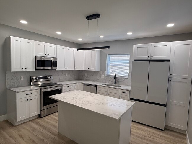 8712 S Grand Ave in St. Louis, MO - Foto de edificio - Building Photo