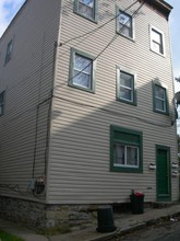 3026 Vensel St in Pittsburgh, PA - Building Photo - Building Photo