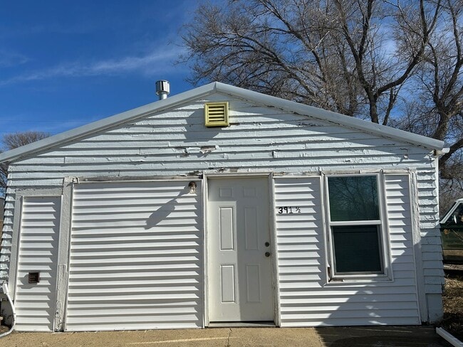 property at 391 2nd Ave SW