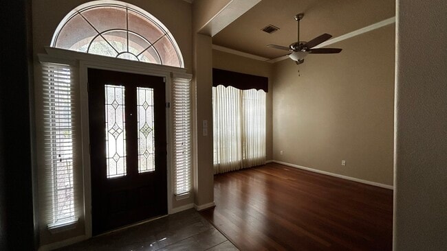 15230 Chimney Hill Cir