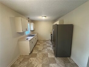 6517 Portsmouth Dr in Fayetteville, NC - Building Photo - Building Photo