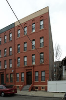 8 St Pauls Ave in Jersey City, NJ - Building Photo
