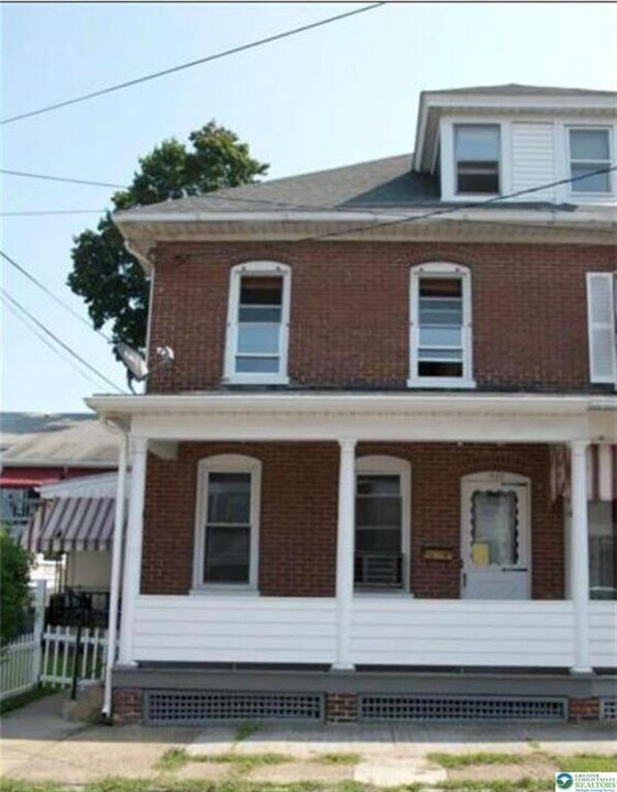419 Porter St in Easton, PA - Building Photo
