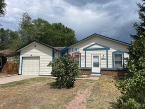 4945 Marabou Way in Colorado Springs, CO - Building Photo - Building Photo