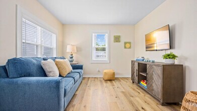 124 W Heather Rd in Wildwood Crest, NJ - Building Photo - Building Photo
