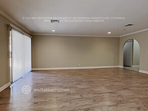 2250 Horse Creek Cir in Henderson, NV - Building Photo - Building Photo