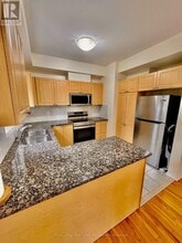 97 Georgian Dr in Oakville, ON - Building Photo - Building Photo
