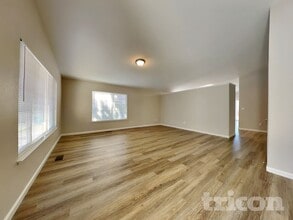 18296 Lanceleaf Ct in Reno, NV - Building Photo - Building Photo