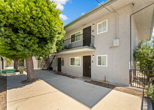 11037 Ferina St in Norwalk, CA - Building Photo - Building Photo