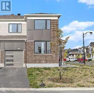 165 Yearling Cir in Ottawa, ON - Building Photo - Building Photo