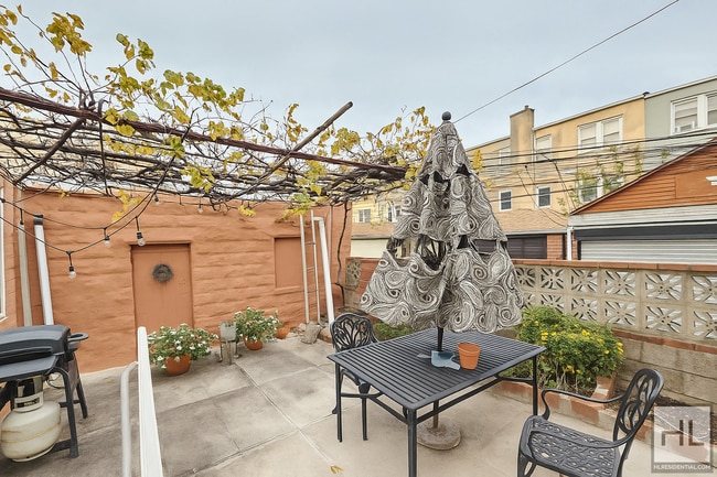 Beautiful 1-Bedroom Apartment with Private