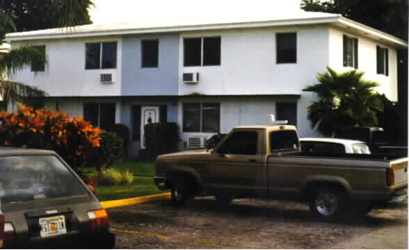 Victoria Park Village Garden Apartments in Fort Lauderdale, FL - Building Photo - Building Photo