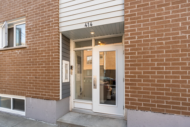 414 Saint-Luc Rue in Québec, QC - Building Photo - Building Photo