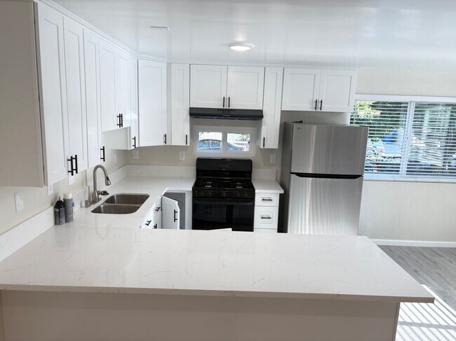 property at 11555 Archwood St