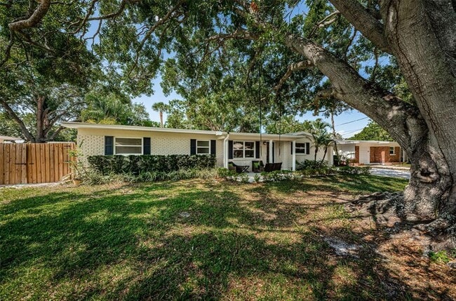 4106 W Fielder St in Tampa, FL - Building Photo - Building Photo