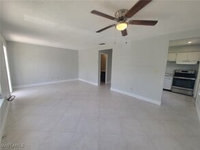 38 Temple Ct in Lehigh Acres, FL - Building Photo - Building Photo