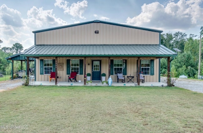 property at 1998 MS-16