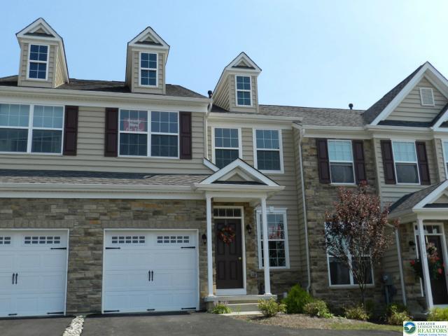 4565 Woodbrush Way in Allentown, PA - Building Photo - Building Photo