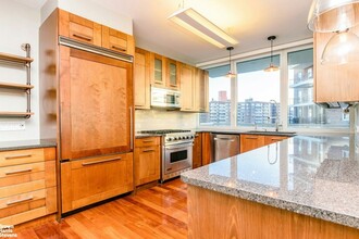 640 W 237th St, Unit 8B in Bronx, NY - Building Photo - Building Photo