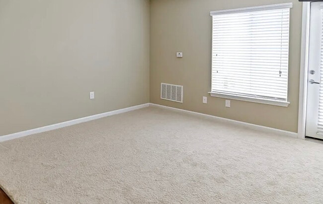 Summit Apartments in Orangeburg, SC - Building Photo - Building Photo