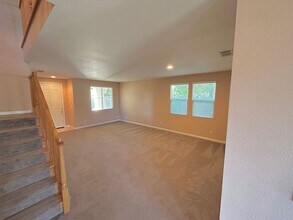 6001 Jefjen Way in Elk Grove, CA - Building Photo - Building Photo
