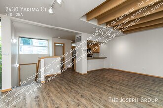 2430 Yakima Ct in Tacoma, WA - Building Photo - Building Photo